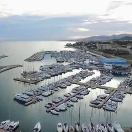 Apartment Llavaneres II Sant Andreu de Llavaneres Εξωτερικό φωτογραφία